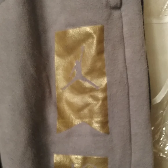 Jordan sweatpants - Picture 2 of 4